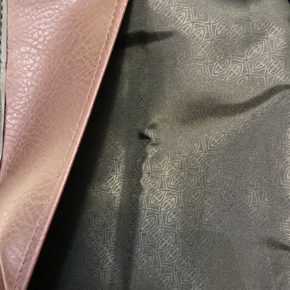 Bible Carry Protection Bag - Burgundy - Exterior Pocket, Zipper Closure- EUC - Picture 8 of 11